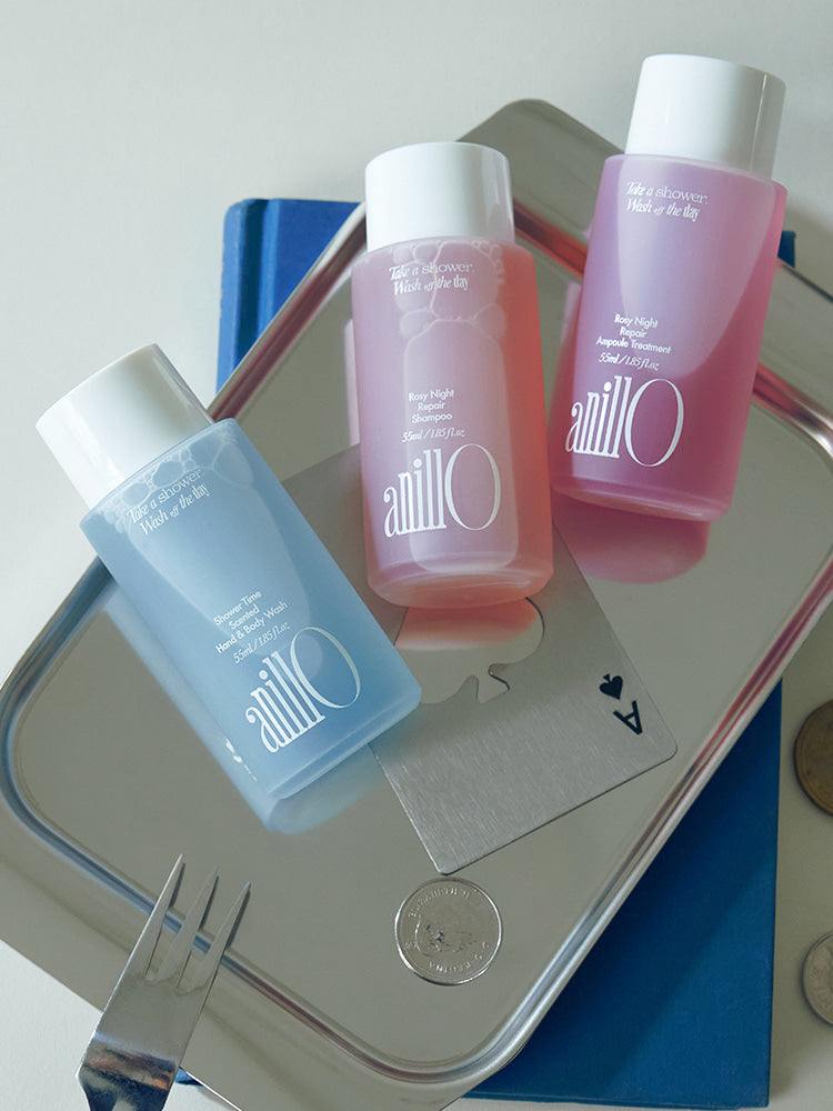AnillO Rosy Night & Shower Time Travel Shower Kit – kelioninis kūno ir plaukų priežiūros rinkinys